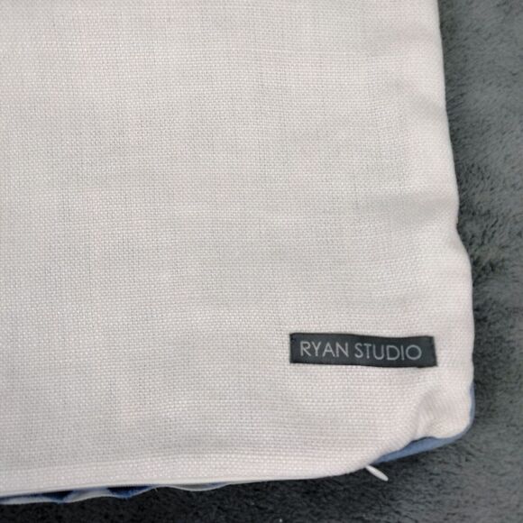 Ryan Studio Square Pillow Covers Southwestern Aztec Ikat Linen 22X22 Blue 2pc - Picture 9 of 9